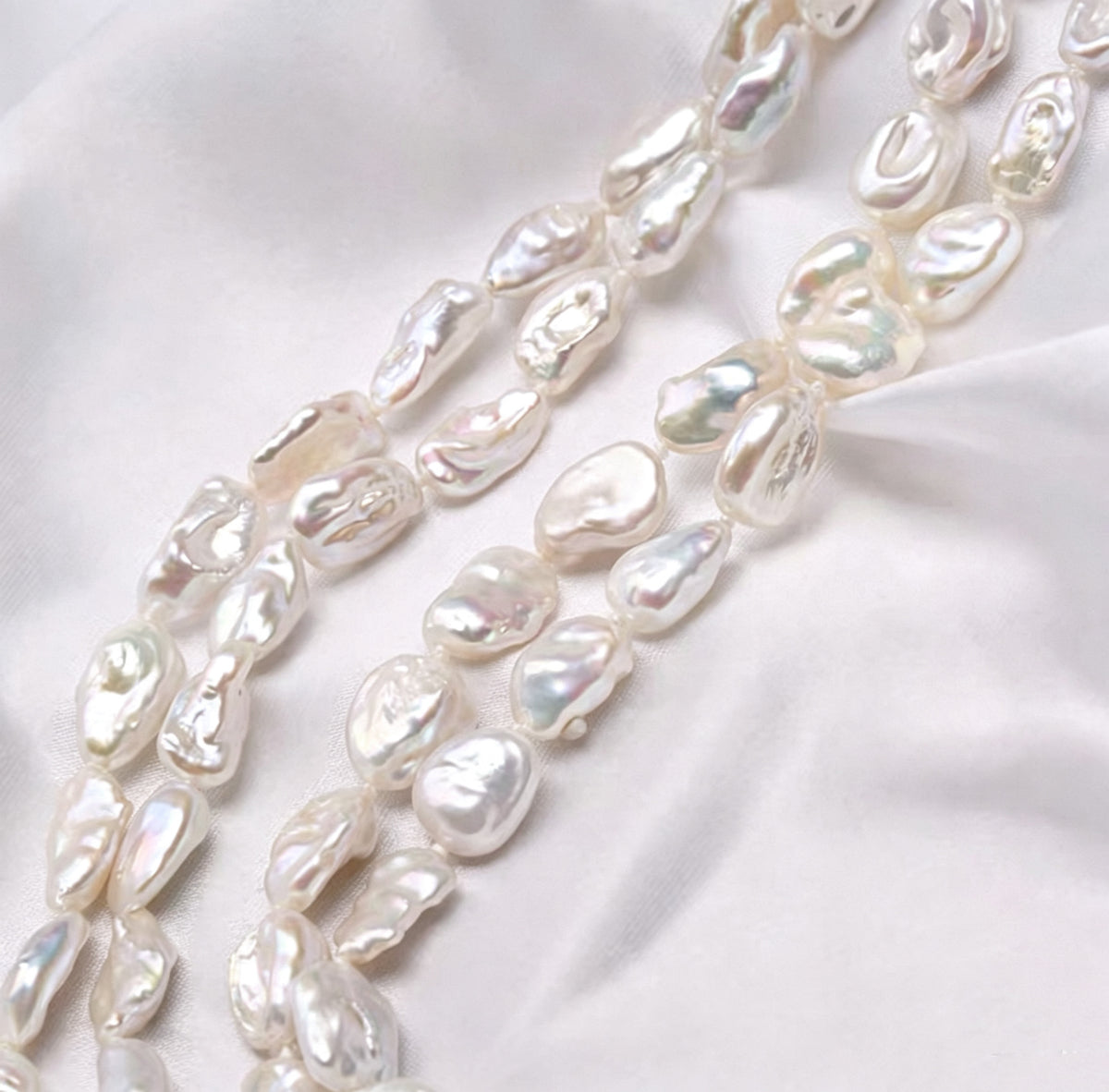Shell Baroque Pearl Chain
