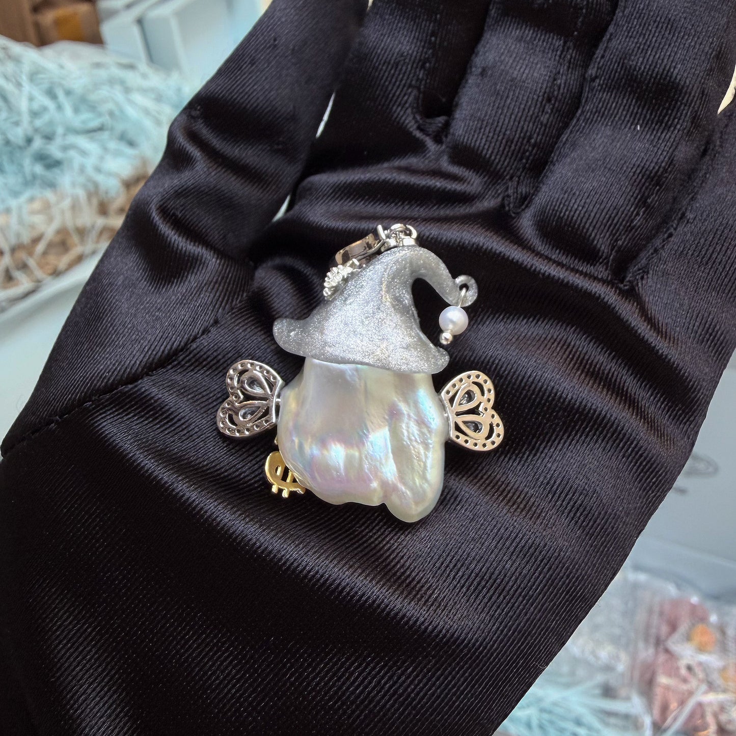 Charming money fairy