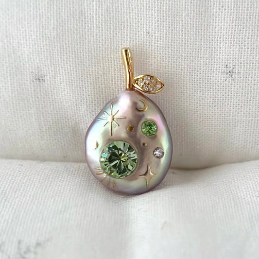 Pear-shaped Emerald Cubic Zirconia Accents