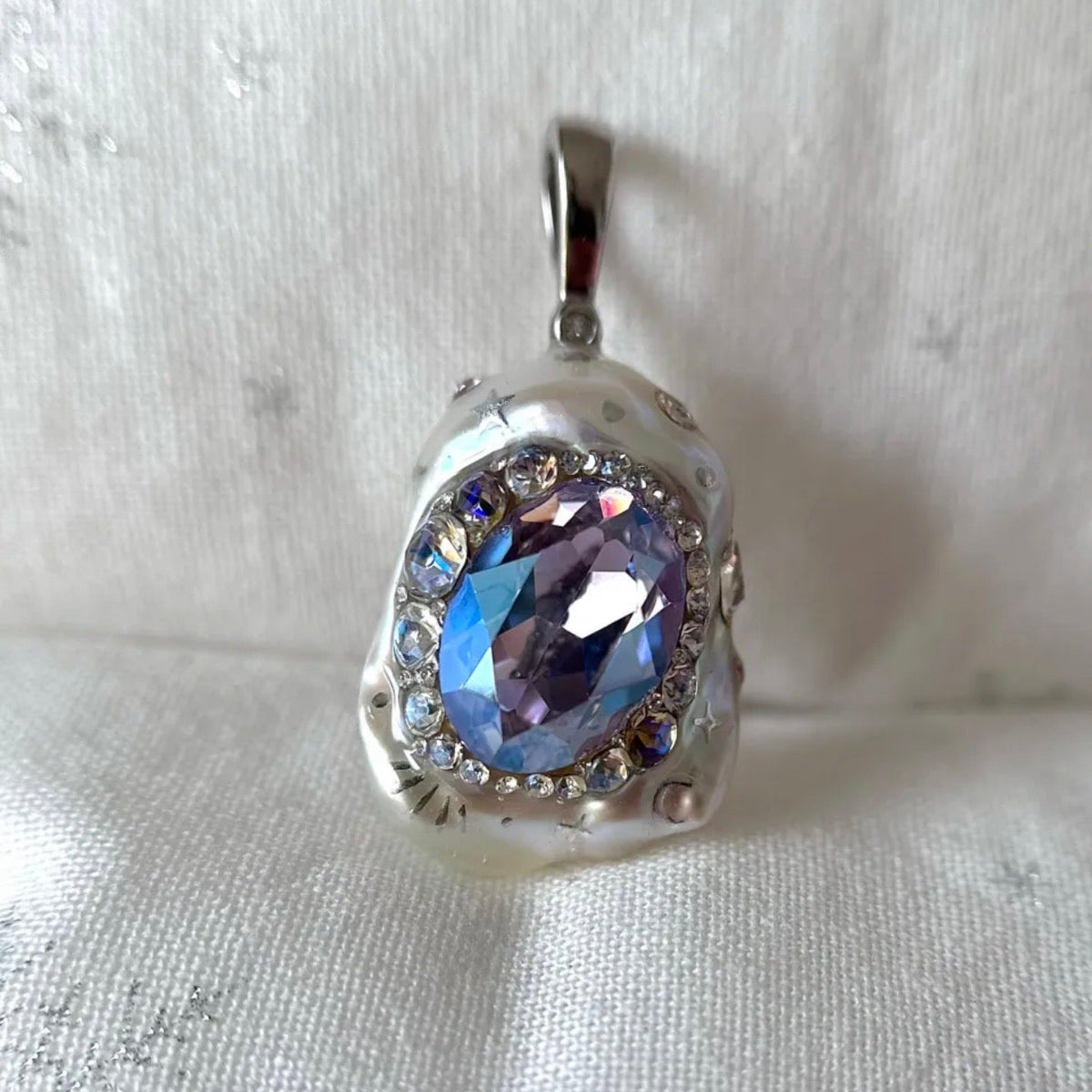 Moon Over Ocean｜Deep‑Sea Iridescent Pendant